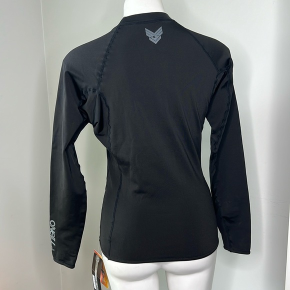 NWT O’Neill Black Womens Surf Swim 50+ Ultraviolet protection Top - Picture 2 of 6